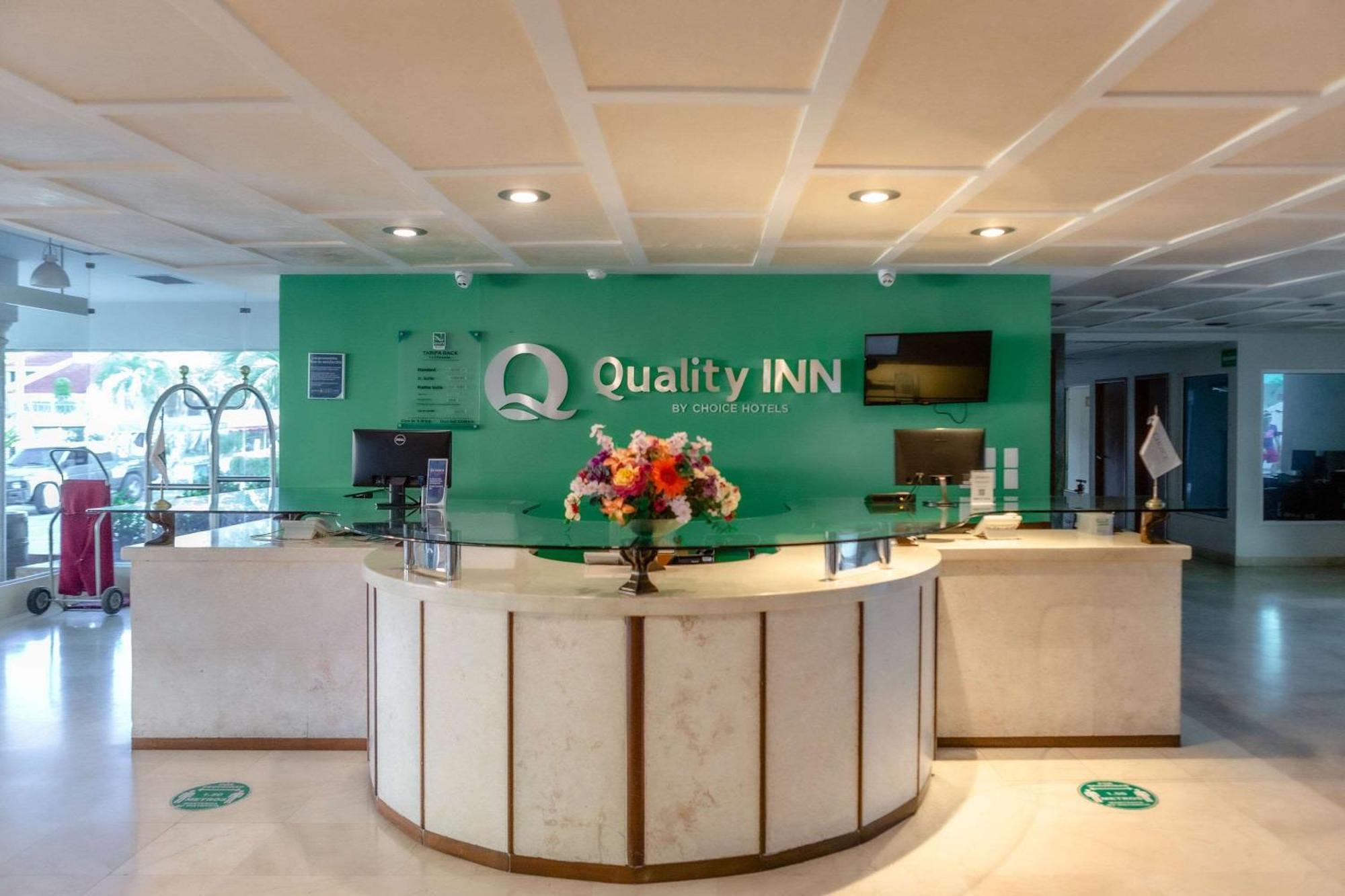 Quality Inn Mazatlán Esterno foto