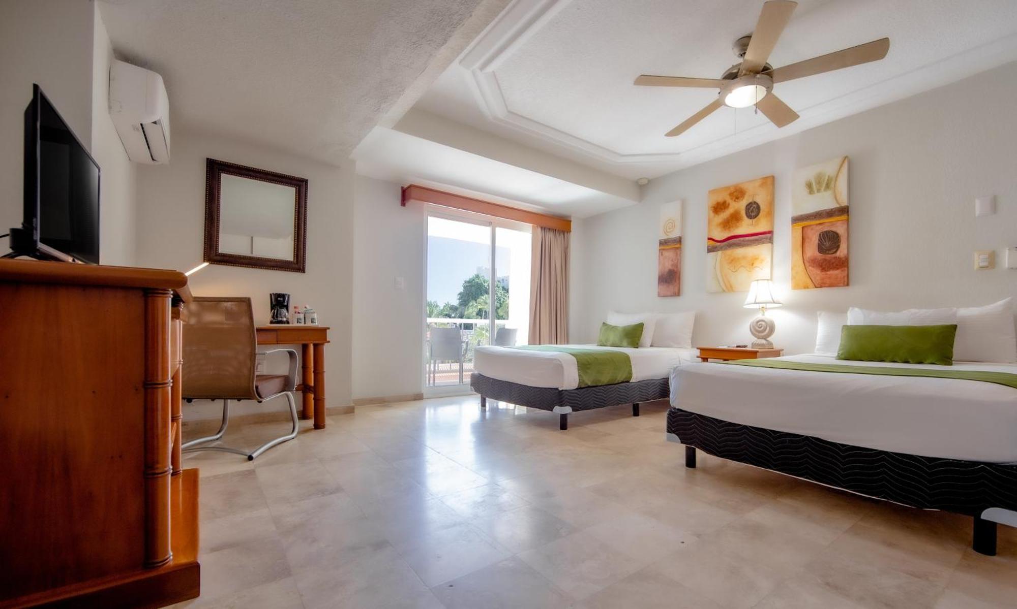 Quality Inn Mazatlán Esterno foto
