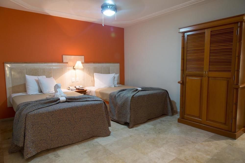 Quality Inn Mazatlán Esterno foto